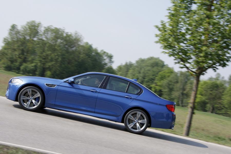  BMW M5 2011 года  (фото 220 из 344)